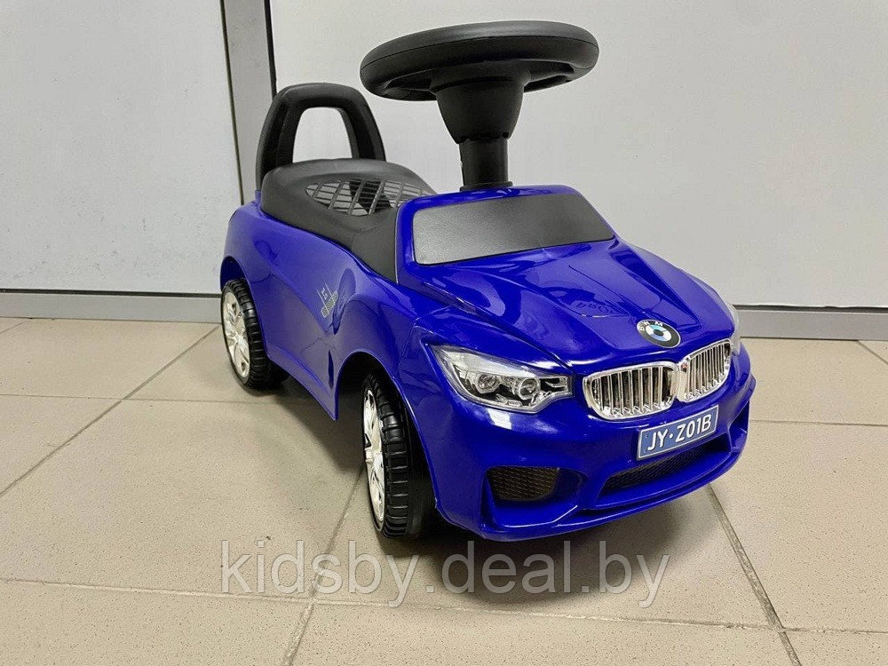 Детская машинка-каталка, толокар RiverToys BMW JY-Z01B (синий/черный) - фото 1 - id-p137552395