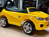 Детская машинка-каталка, толокар RiverToys BMW JY-Z01B (желтый/черный), фото 2