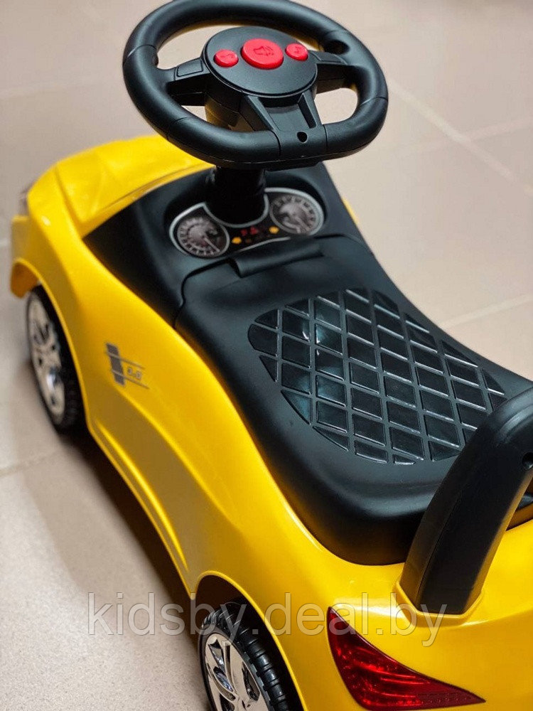 Детская машинка-каталка, толокар RiverToys BMW JY-Z01B (желтый/черный) - фото 5 - id-p139551625