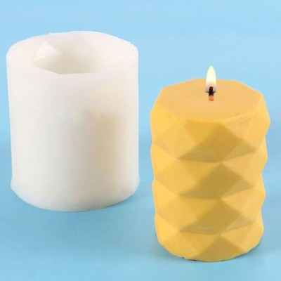 Молд силикон для свечи "Киллена" 7,7х7,7х8,4 см - фото 1 - id-p216710190