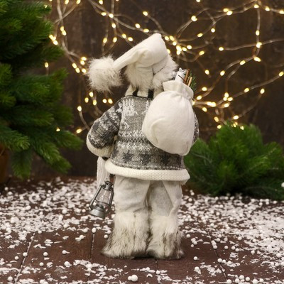 Дед Мороз "В полосатом шарфе и с фонариком" 30 см, серо-белый - фото 3 - id-p215501236
