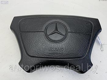 Подушка безопасности (Airbag) водителя Mercedes W208 (CLK)