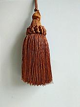 Кисточка маленькая коричневая цвет М13