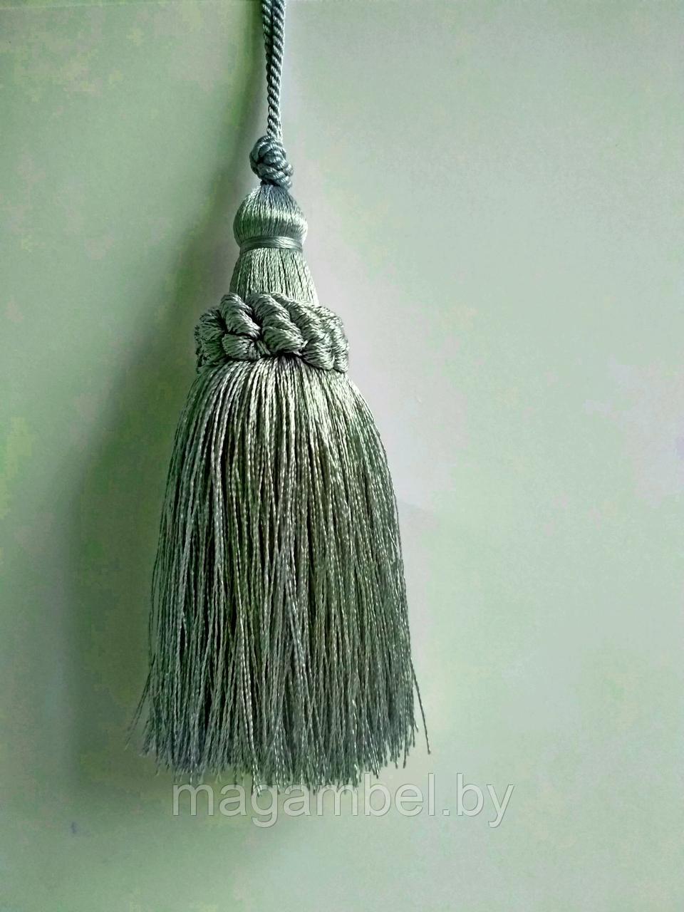 Кисточка  голубого цвета