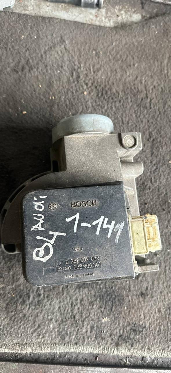 Расходомер воздуха Audi 80 8C/B4 1994 0281002072 - фото 1 - id-p217513619