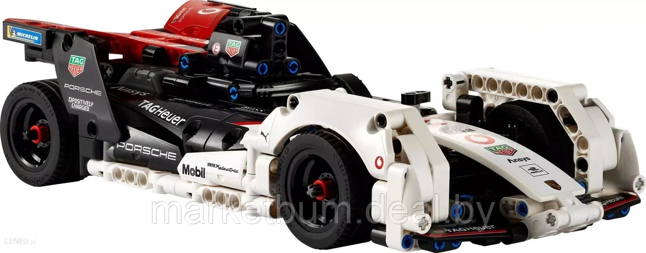 Конструктор LEGO Technic 42137, Формула E Porsche 99 - фото 9 - id-p215273929