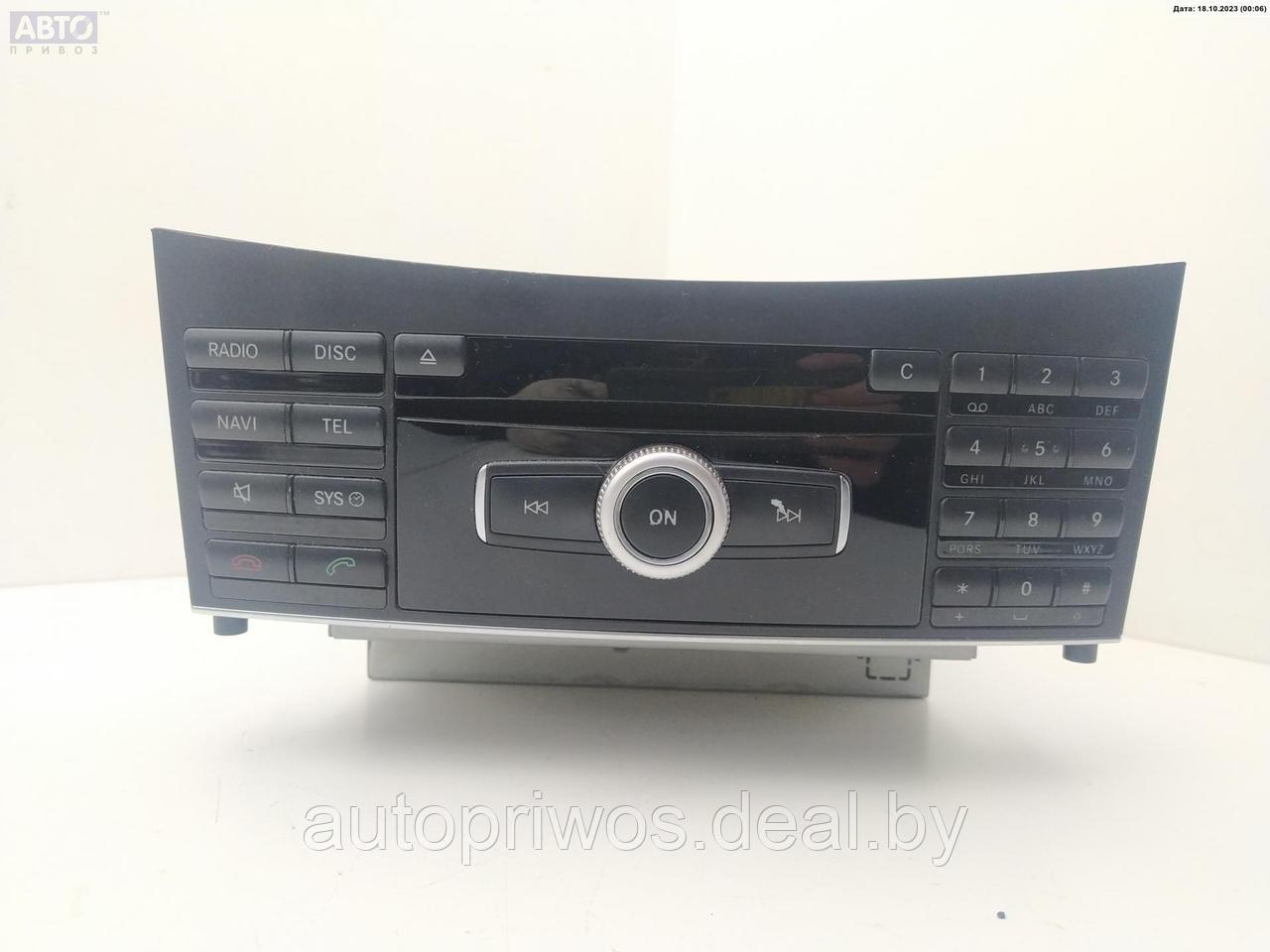Аудиомагнитола Mercedes W212 (E) - фото 1 - id-p173964353