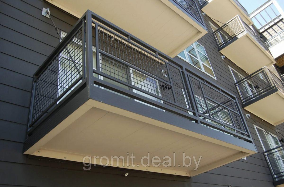Ограждение балкона ЧМ-ОБ-2 из черного металла с полимерным покрытием - фото 1 - id-p217643936