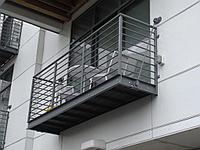 Ограждение балкона ЧМ-ОБ-10 из черного металла с полимерным покрытием