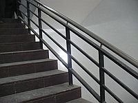 Ограждение для лестницы ЧМ-ПЛ-7 из черного металла с полимерным покрытием