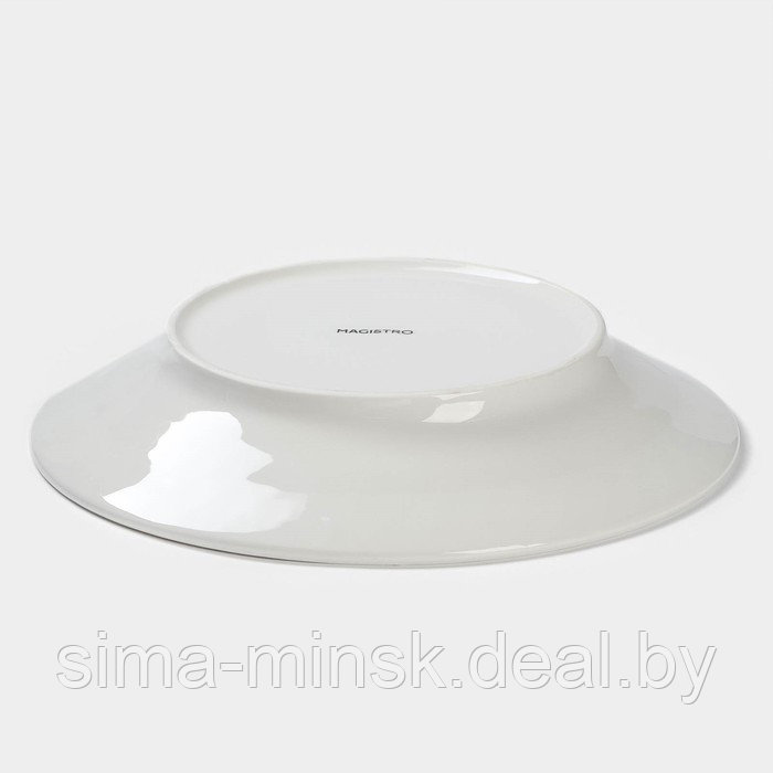 Тарелка фарфоровая глубокая Magistro «Блик», d=23 см, цвет белый - фото 3 - id-p217772602
