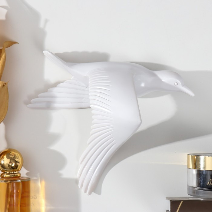 Сувенир полистоун настенный декор "Чайка, крылья вниз" белый 17,5х20 см - фото 1 - id-p217805571