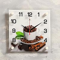 Часы-картина настенные, серия: Кухня, "Чашка с кофейными зернами", 25х25 см