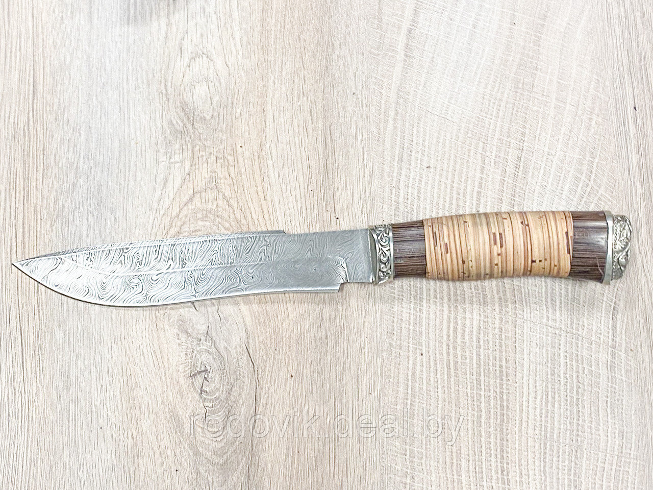 Охотничий нож «Бизон» из дамасской стали, рукоять литье мельхиор, венге, береста. Подарок мужчине. - фото 3 - id-p217998977