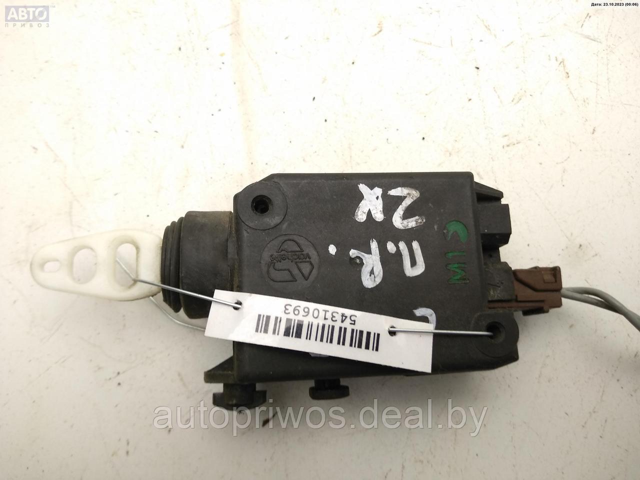 Активатор (привод) замка двери передней правой Citroen ZX - фото 1 - id-p210943567