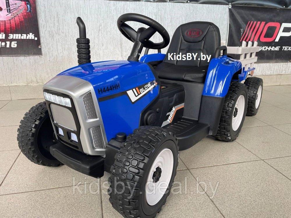 Детский электромобиль RiverToys H444HH (синий) трактор с прицепом и пультом - фото 2 - id-p162138798