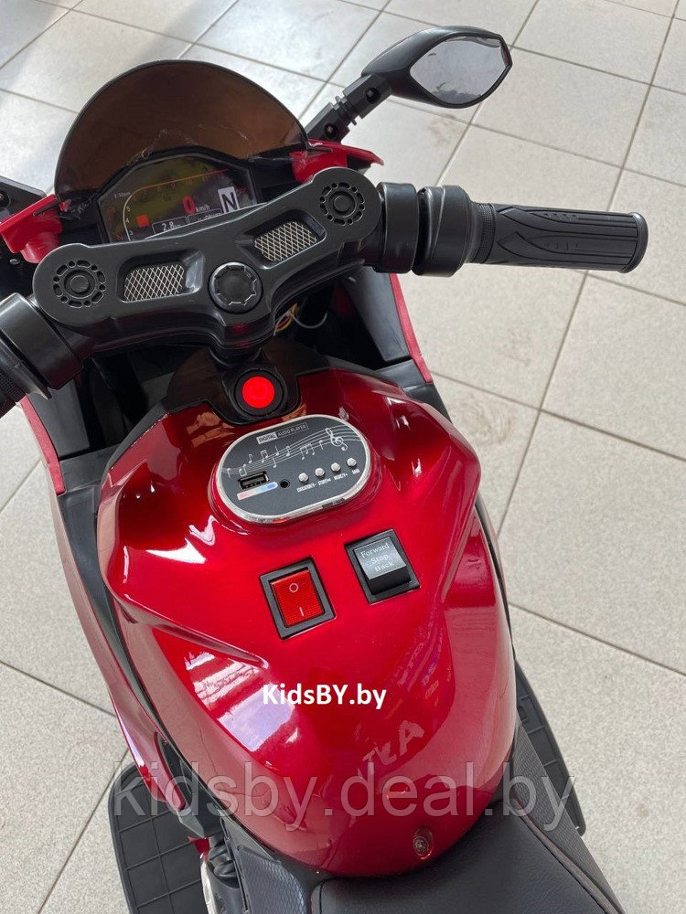 Детский электромотоцикл RiverToys X003XX (красный глянец) - фото 3 - id-p214394878