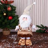 Мягкая игрушка "Дед Мороз в вязаном колпаке, длинные ножки" стоит, 70х13 см, коричневый