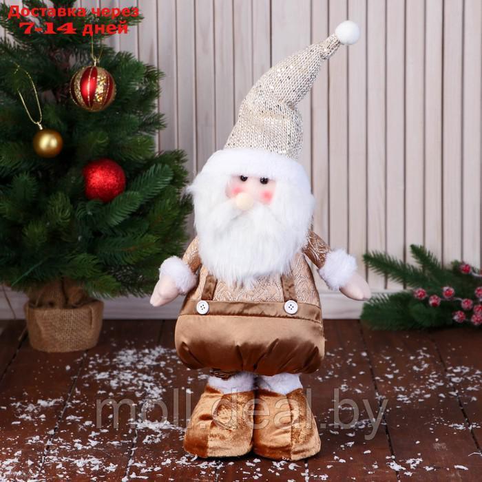 Мягкая игрушка "Дед Мороз в вязаном колпаке, длинные ножки" стоит, 70х13 см, коричневый - фото 1 - id-p218073442