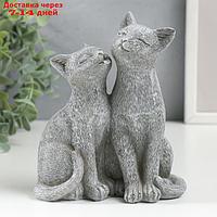 Сувенир полистоун "Кот и кошка - умывание" серый 15х8х13 см