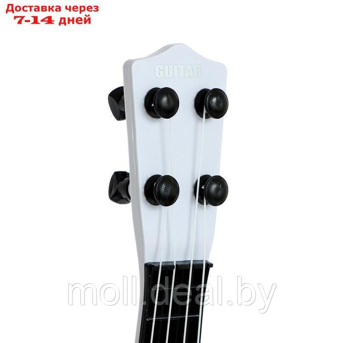Игрушка музыкальная - гитара "Стиль", 4 струны, 38,5 см., цвет белый - фото 4 - id-p218072008