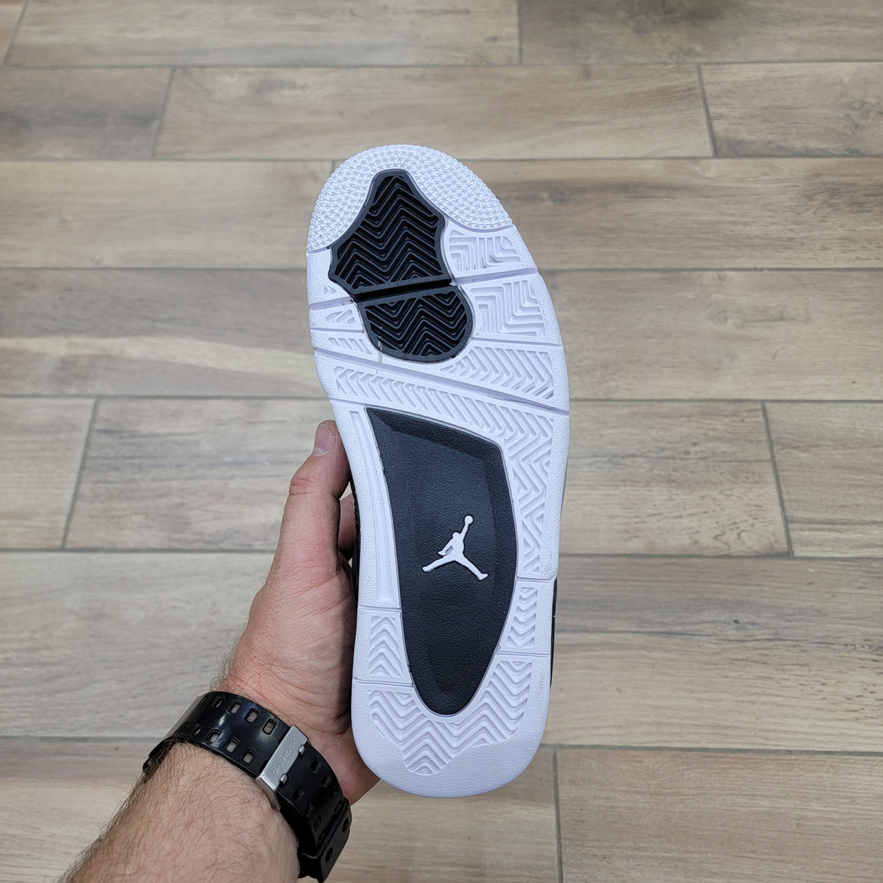 Кроссовки Jordan 4 Retro Fear Pack с мехом - фото 5 - id-p193138504