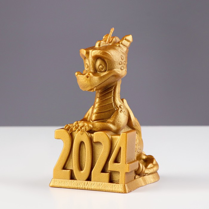 Свеча декоративная "Дракон 2024", 8,1х6,3х10,5 см, золотой - фото 5 - id-p218178404