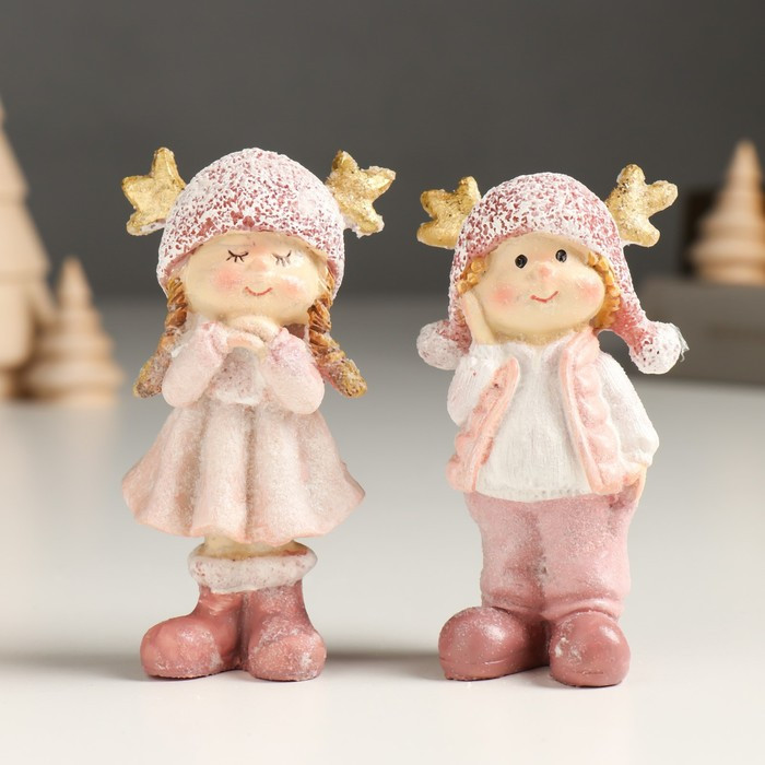 Сувенир полистоун "Малыш/Малышка в розовом, с рожками на шапке, стоит" МИКС 3х4,5х9 см - фото 1 - id-p218178472