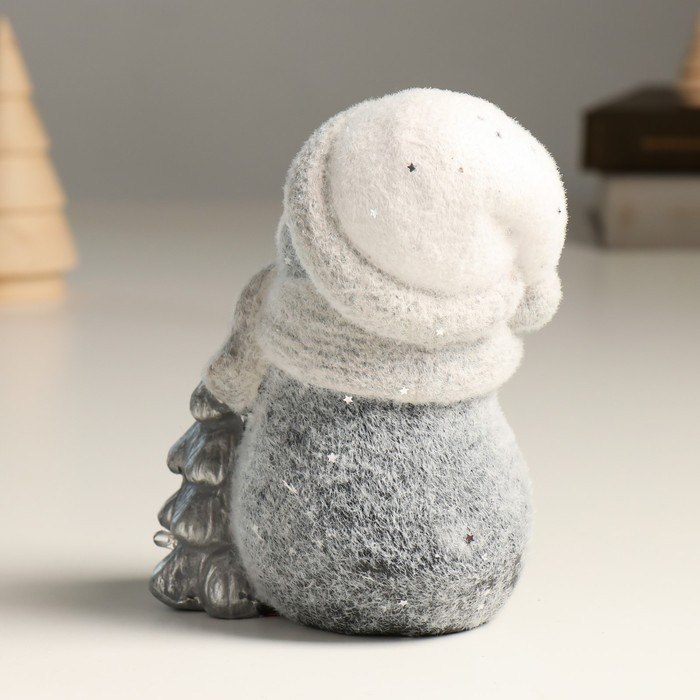 Сувенир керамика свет "Пингвин в новогоднем колпаке и шарфике у ёлочки" 12х8,8х15,8 см - фото 4 - id-p218178482