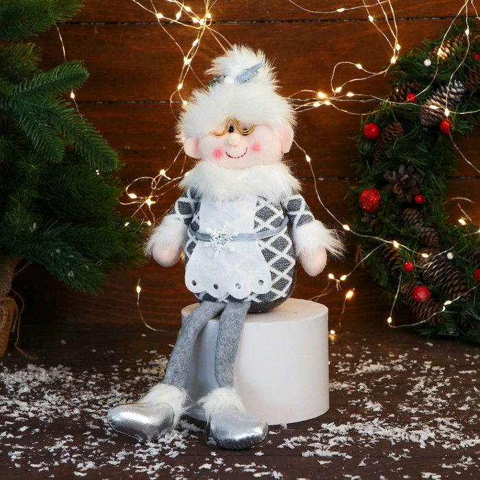 Мягкая игрушка "Бабушка Мороз в костюме с ремешком" 15х39 см, серый - фото 1 - id-p218179466