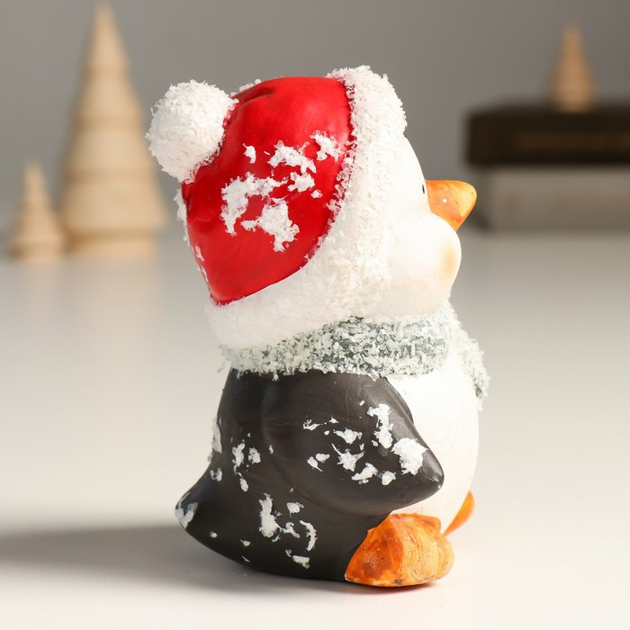 Сувенир керамика "Пингвинёнок в шапке и шарфике" 9х7,5х11,5 см - фото 2 - id-p218178635