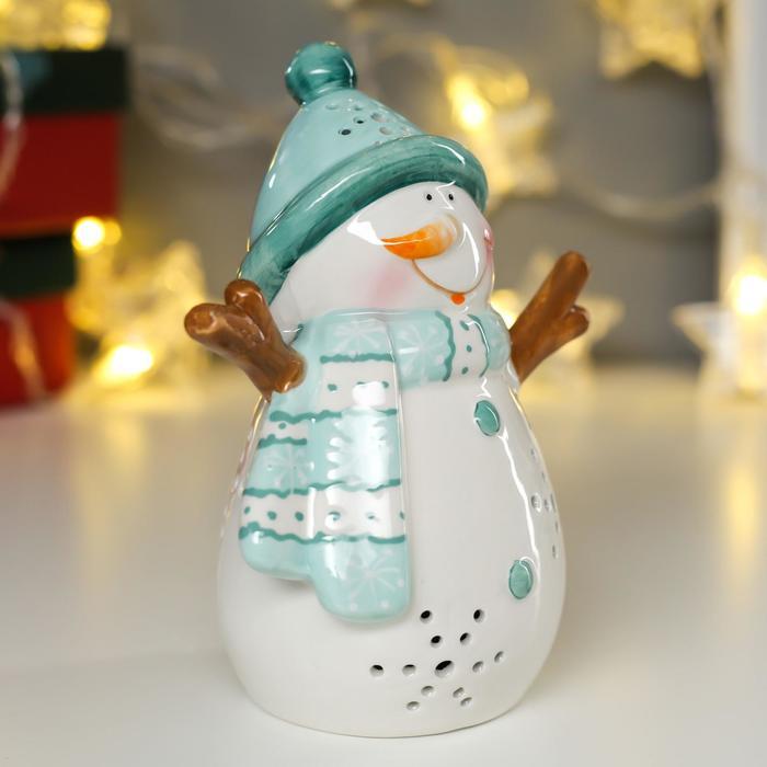 Сувенир керамика свет "Снеговик в бирюзовой шапке с бомбошкой" 13х7,3х10,3 см - фото 4 - id-p218178722