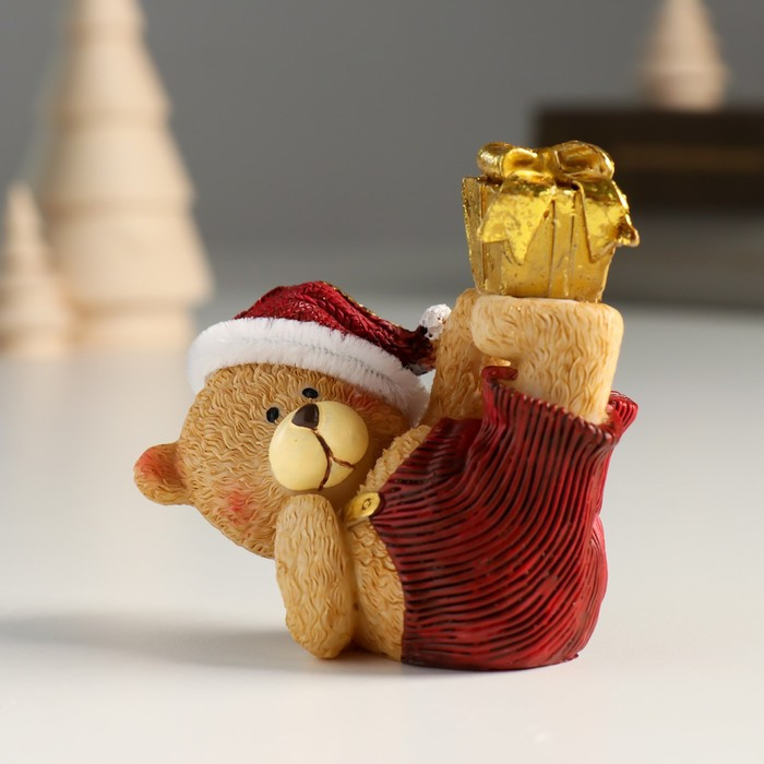 Сувенир полистоун "Мишка в новогоднем колпаке с подарками, упражение берёзка" 7х4х7,5 см - фото 4 - id-p218178832