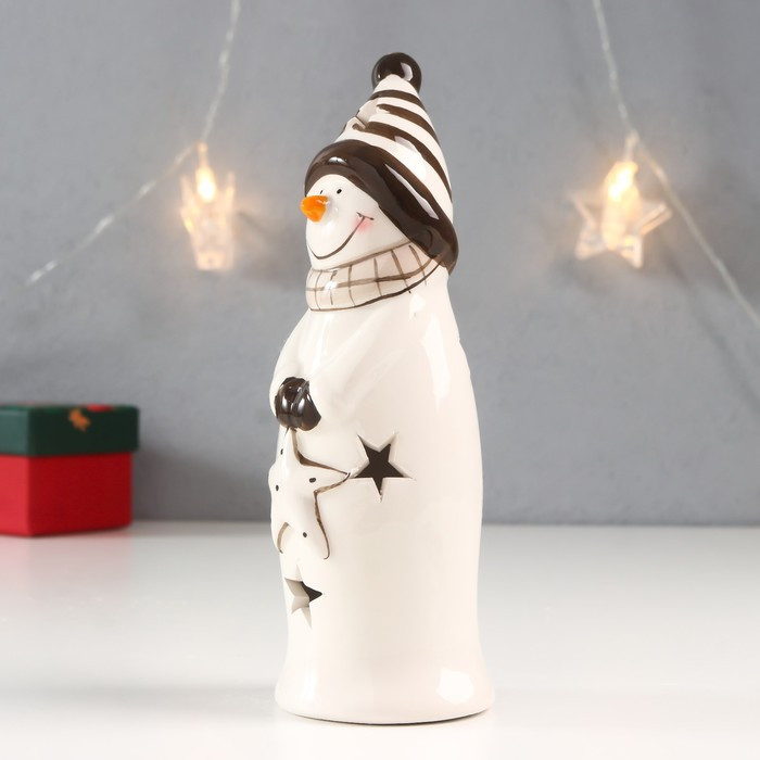 Сувенир керамика свет "Снеговик в полосатой шапке, шарфе, со звездой" 17,8х6х6 см - фото 3 - id-p218178897