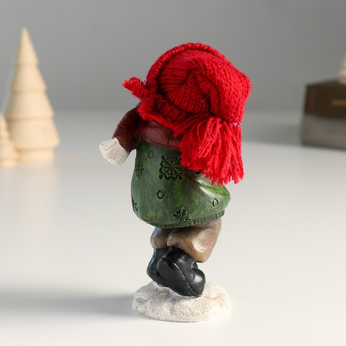 Сувенир полистоун "Малыш в зимней одежде, играет на флейте" красно-зелёный 6х6,5х13 см - фото 3 - id-p218178910