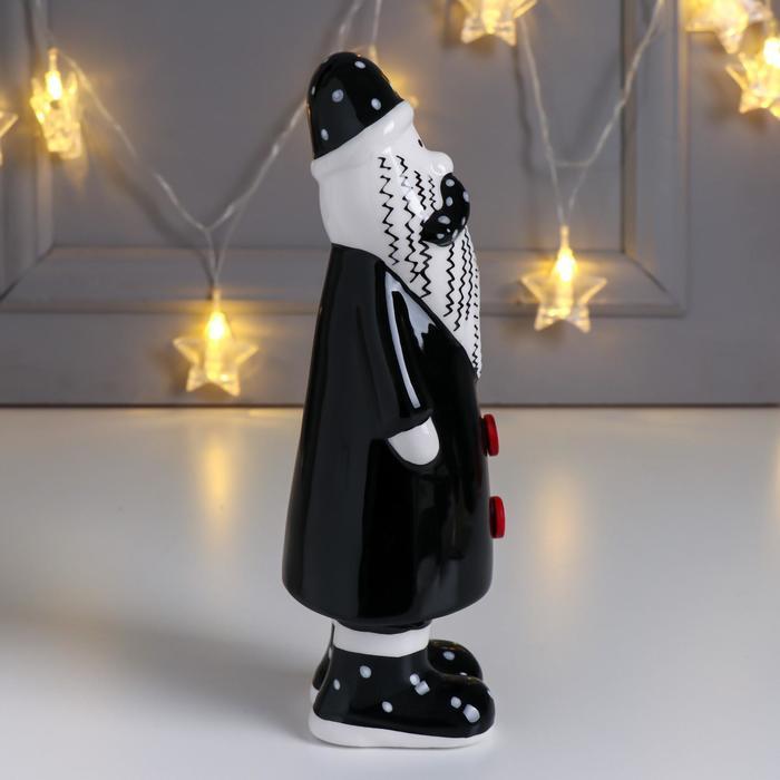 Сувенир керамика "Дед Мороз в пальто с красными пуговками" чёрный 20,5х6,6х7,3 см - фото 2 - id-p218179002
