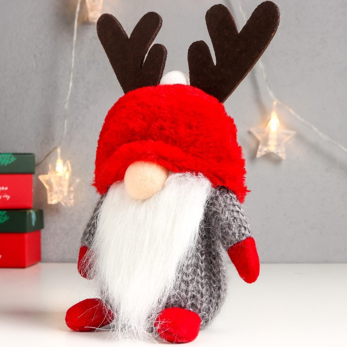 Кукла интерьерная "Дед Мороз в красной шапке с рожками" 20х13х11 см - фото 3 - id-p218179054