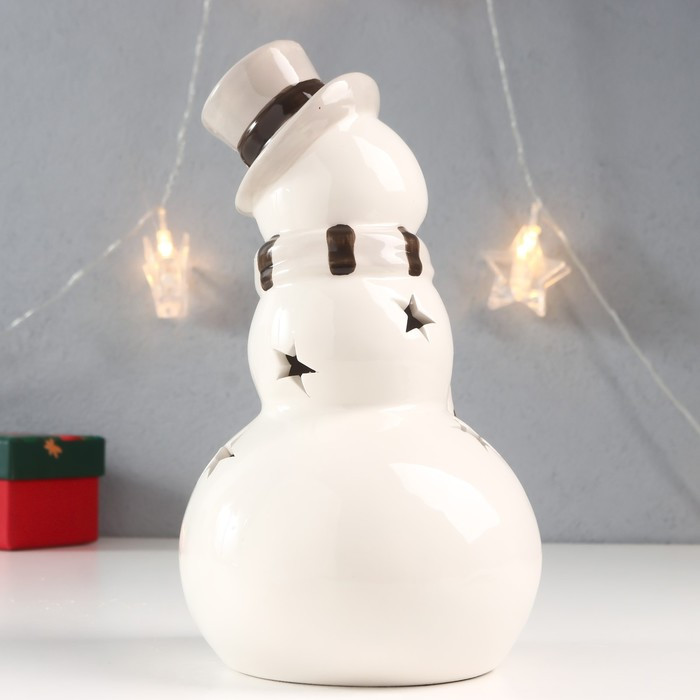 Сувенир керамика свет "Снеговик в бежевом цилиндре и полосатом шарфе" 22х12,5х12,5 см - фото 4 - id-p218179069