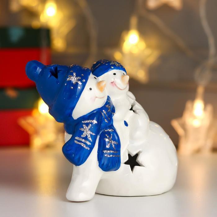 Сувенир керамика свет "Снеговички, синие колпаки и шарфы" 10х12х8 см - фото 3 - id-p218179081