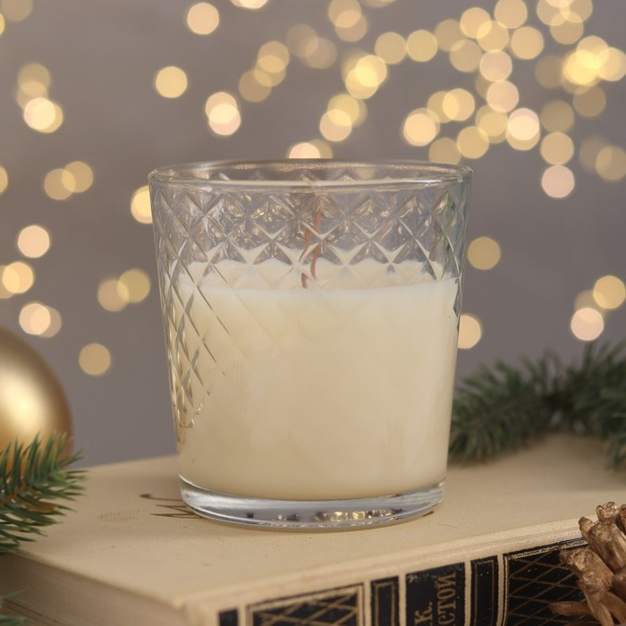 Свеча ароматическая в стакане "Новогодний снег", время горения 30 ч - фото 1 - id-p218179122