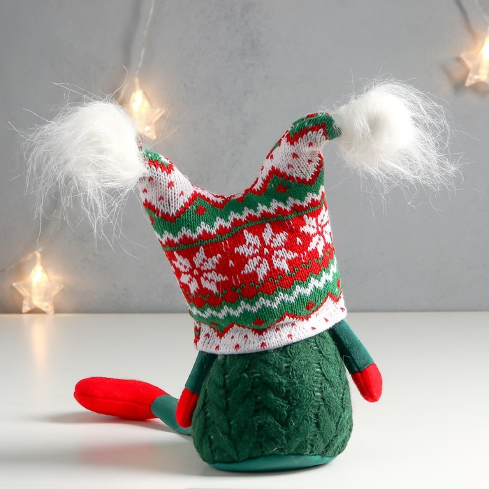 Кукла интерьерная "Дед Мороз в шапке с зелёными узорами, с бомбошками" 41х13х10 см - фото 4 - id-p218179221