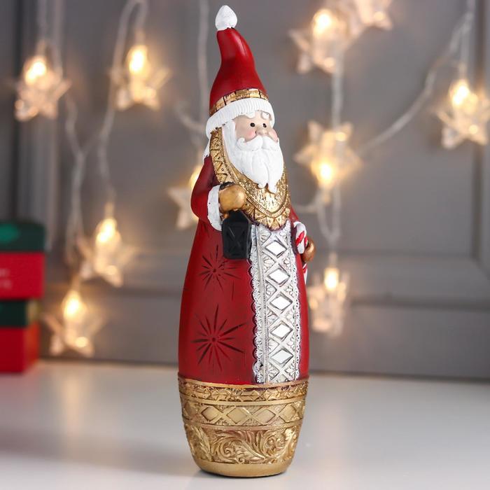 Сувенир полистоун "Дед Мороз в красной шубе с золотом, с фонарём и конфетой" 28,5х8х8,5 см - фото 3 - id-p218179271