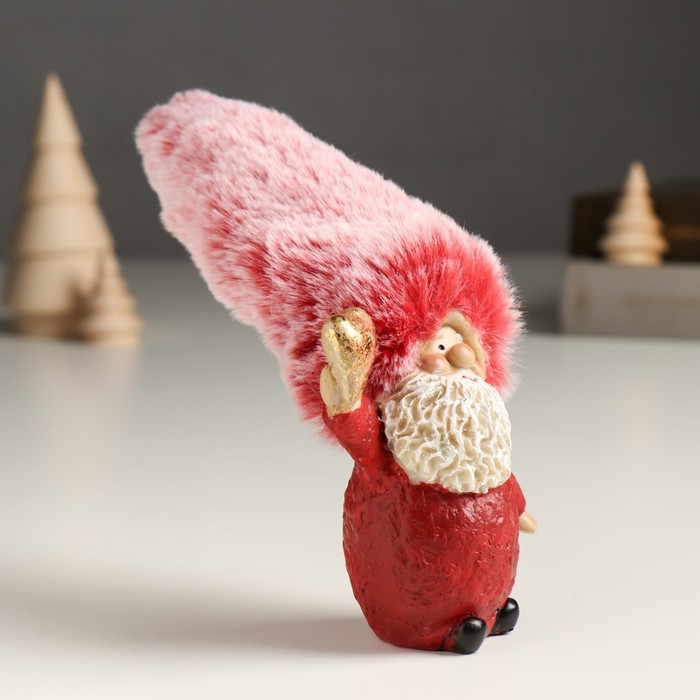 Сувенир полистоун "Дедушка Мороз в красном наряде и меховом колпаке, с сердцем" 6х4х17 см - фото 2 - id-p218179292