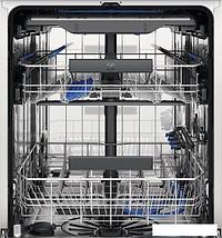 Встраиваемая посудомоечная машина Electrolux EEG69405L, фото 3