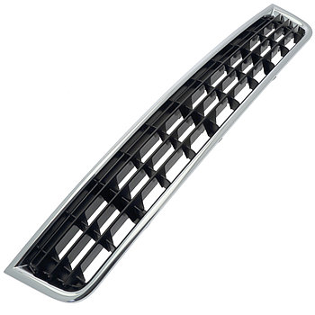 Решетка бампера AUDI A4 B6 11.2000-12.2004/Ауди А4 (Б6) с хром накладкой