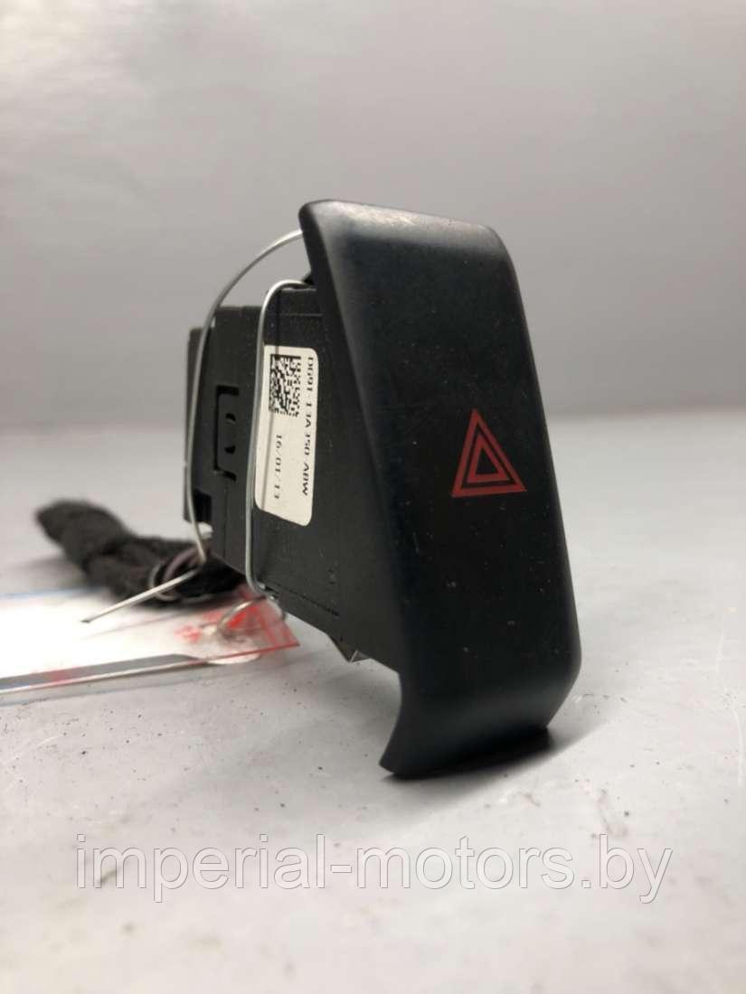 Кнопка аварийной сигнализации Ford Fusion 2 - фото 1 - id-p218187521