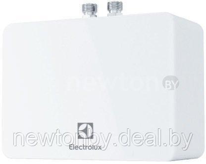 Проточный электрический водонагреватель Electrolux NP4 Aquatronic 2.0 - фото 1 - id-p218301238