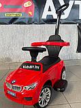 Детская машинка-каталка, толокар RiverToys BMW JY-Z06B (красный/черный) с ручкой-управляшкой, фото 4