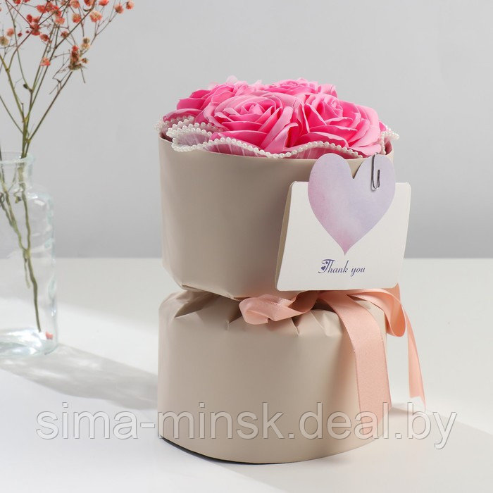 Букет из мыльных лепестков "Розовые розы и ромашка" 17х17х27 см - фото 2 - id-p218321027