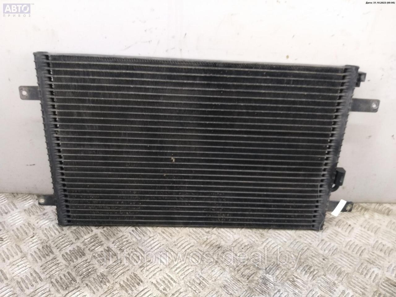 Радиатор охлаждения (конд.) Volkswagen Sharan (1995-2000) - фото 2 - id-p208554661